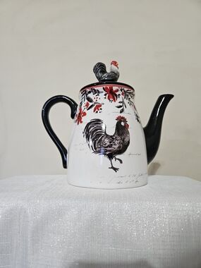 Cracker Barrel Ceramic Rooster Teapot - White, Black & Red